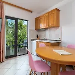Maca & Apartmán Trogir