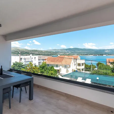 Maca & Apartment *