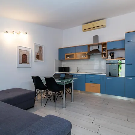 Apartment Maca & *