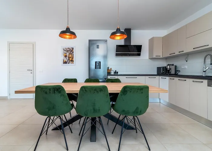 Διαμέρισμα Maca & Τρογκίρ