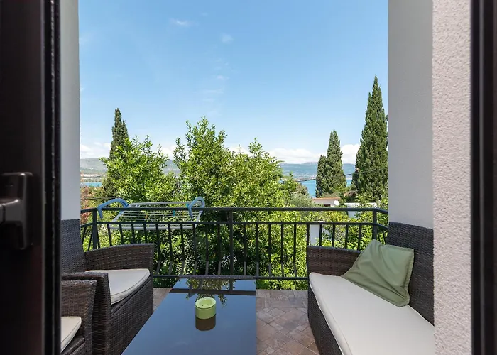 Maca & Διαμέρισμα Τρογκίρ