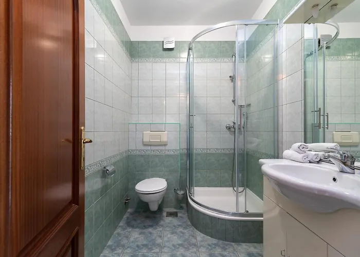 Maca & Apartman Trogir