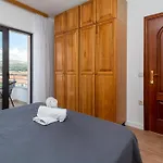 Maca & Trogir